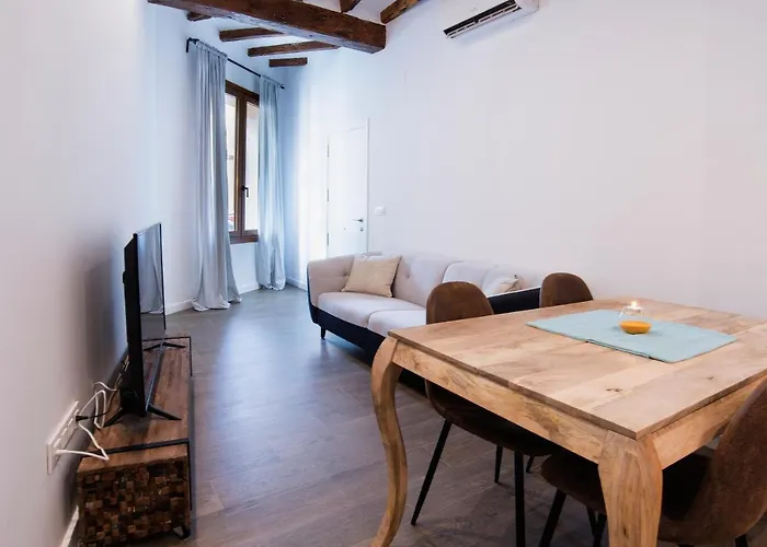 Apartamentos Del Tenor